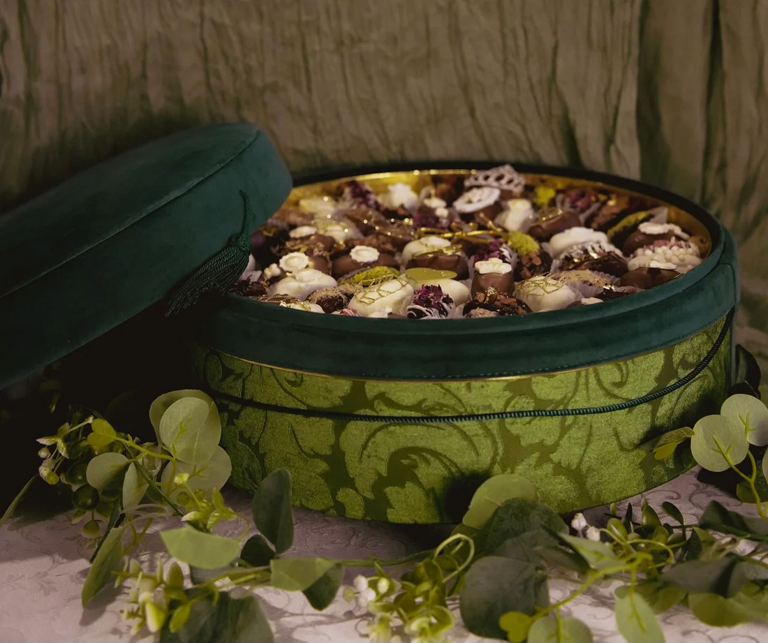 Coffret rond en velours vert